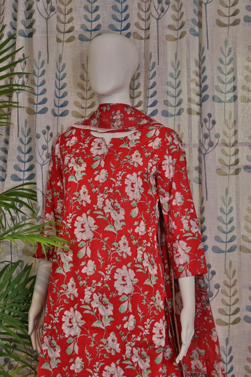 Red Digital Floral Cotton Kurti Set with Dupatta & Pant