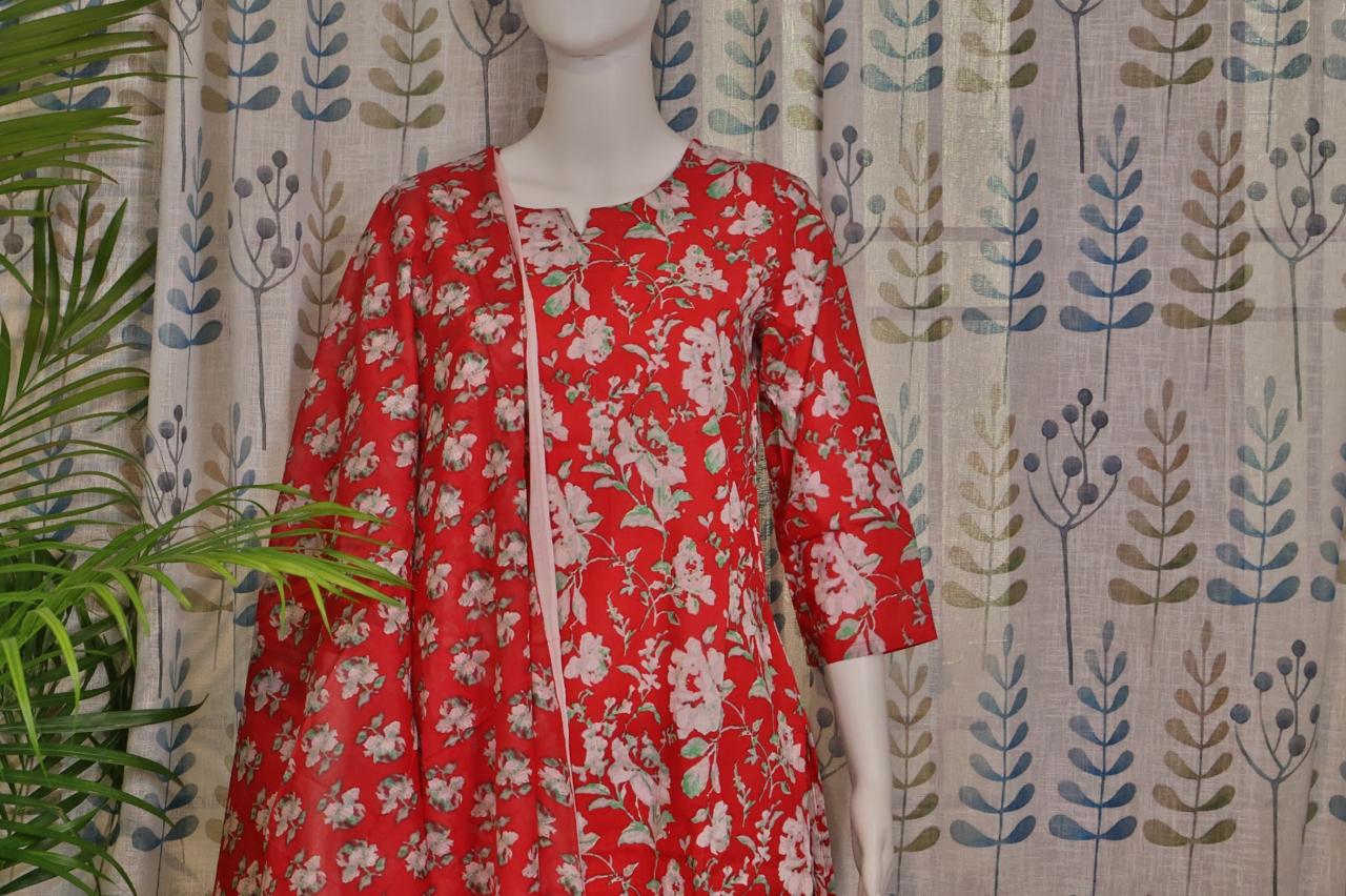 Red Digital Floral Cotton Kurti Set with Dupatta & Pant