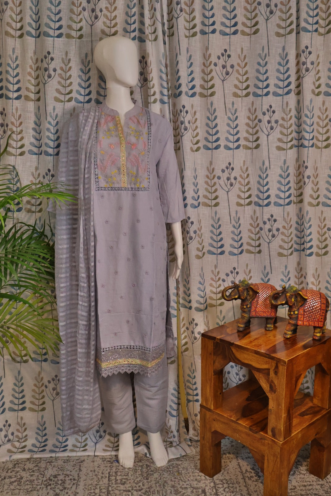 Grey Cotton Kurti Set with Embroidery & Shiffon Dupatta – 3PC