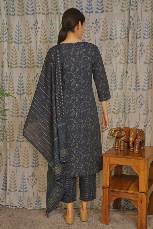 Blue Cotton Kurti Set with Digital Print & Zari Neckline