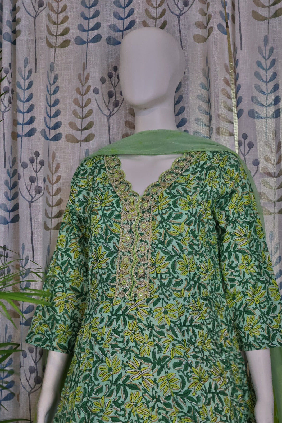 Green Cotton Anarkali Kurti Set with Zari Neck & Dupatta