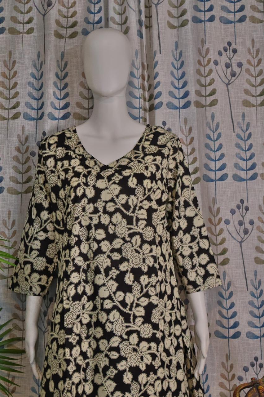 Black Cotton Quad Set with Floral Print for Office Wear
