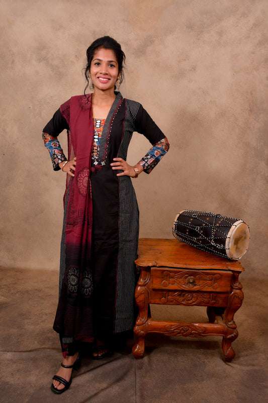 Black Cotton 3-Piece Set for Women with Dupatta and Mirror Work