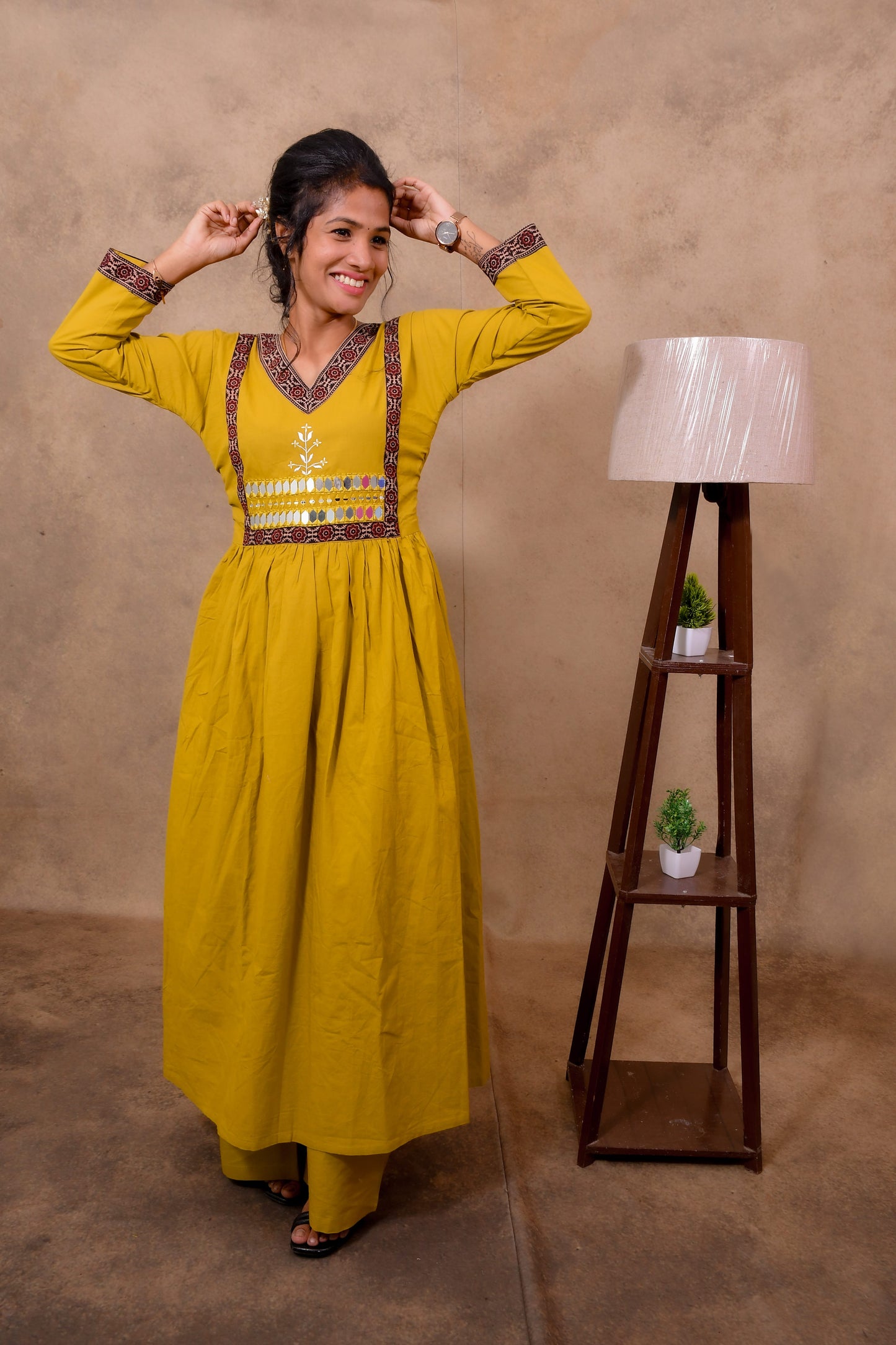 Mustard Cotton 3-Piece Set for Women with Mirror