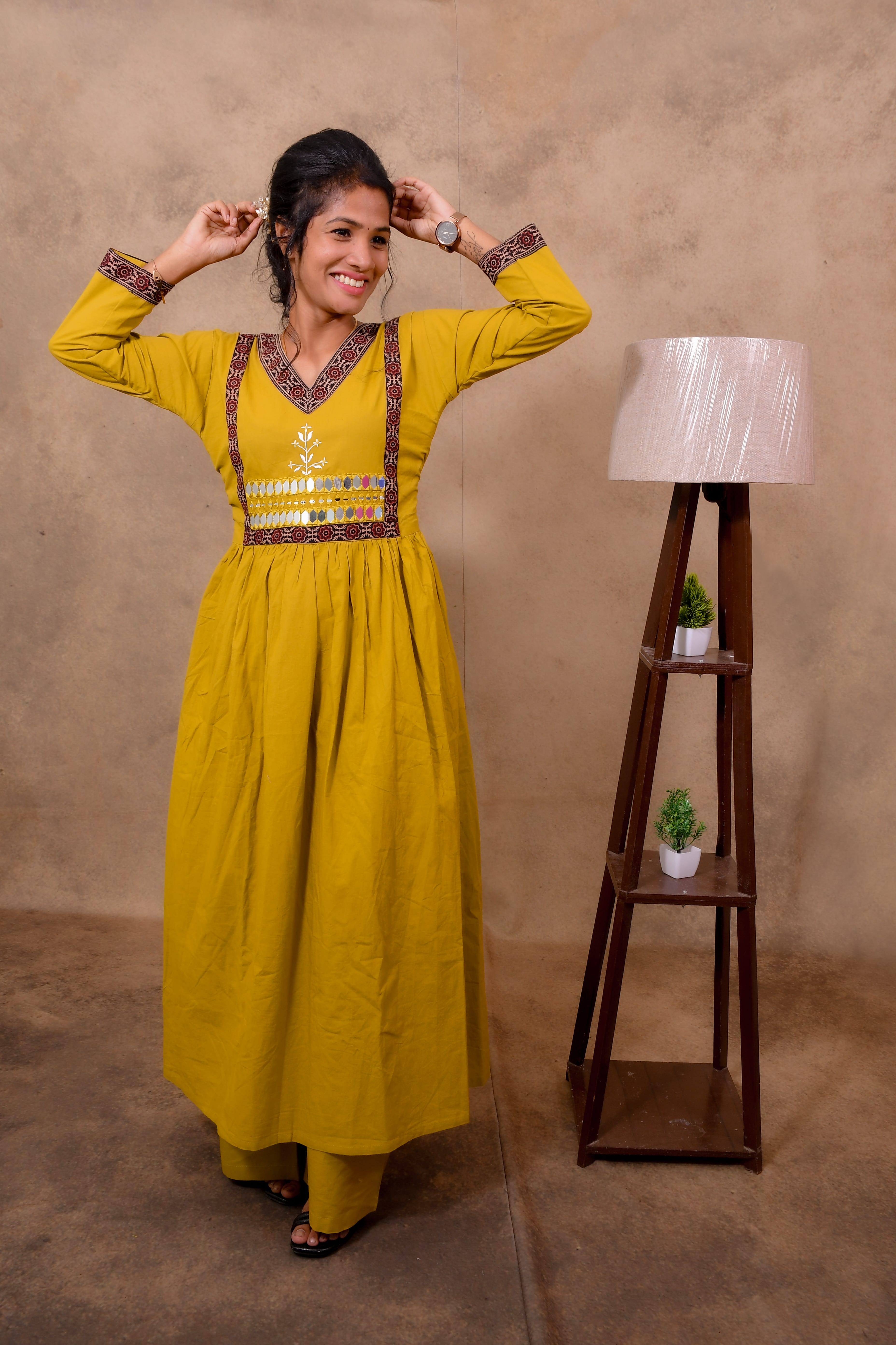 Mustard Cotton 3-Piece Set for Women with Mirror