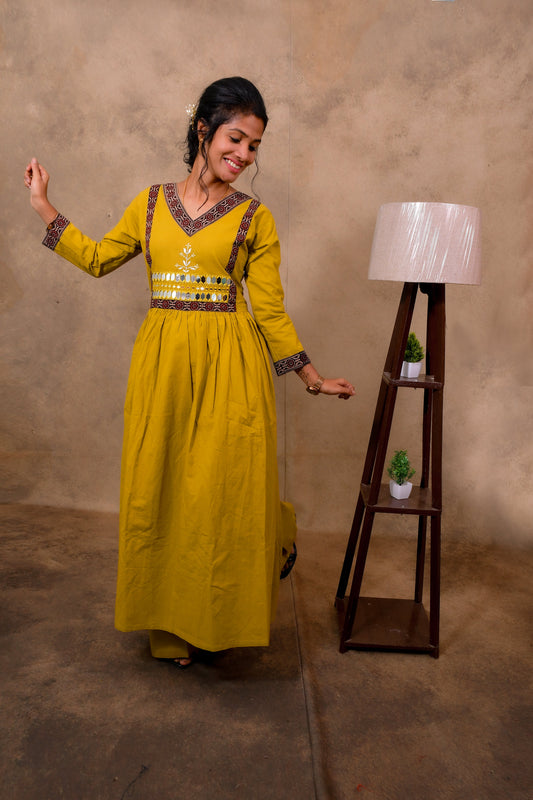 Mustard Cotton 3-Piece Set for Women with Mirror