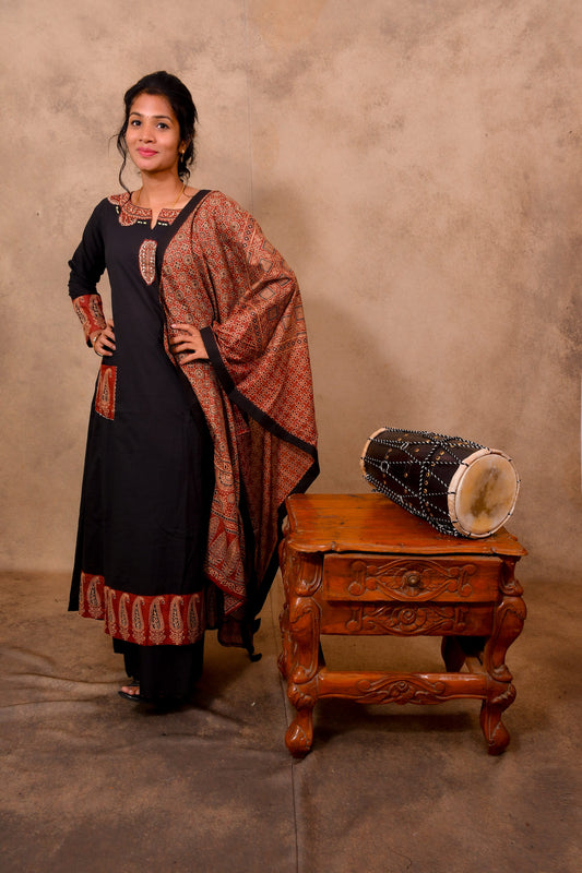 Black Cotton 3-Piece Set for Women with Ajrak Print & Patch Work