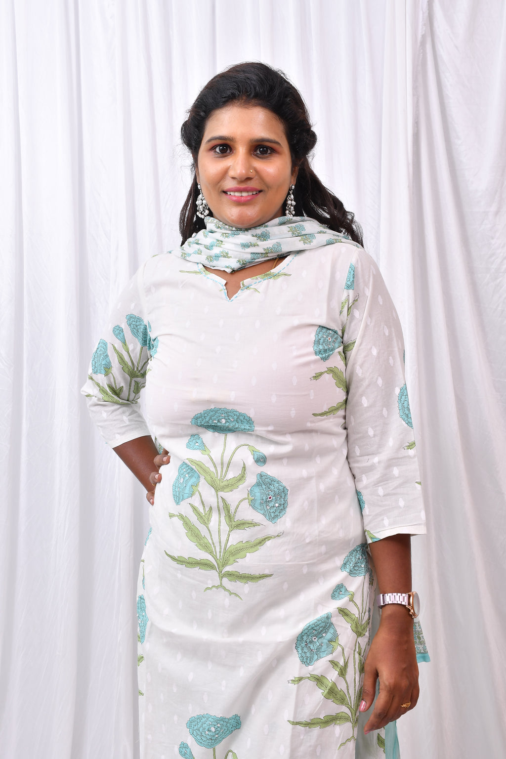 Elegant 3-Piece Set in White Background with Aesthetic Flower Design in Top and Matching Dupatta with Flower work