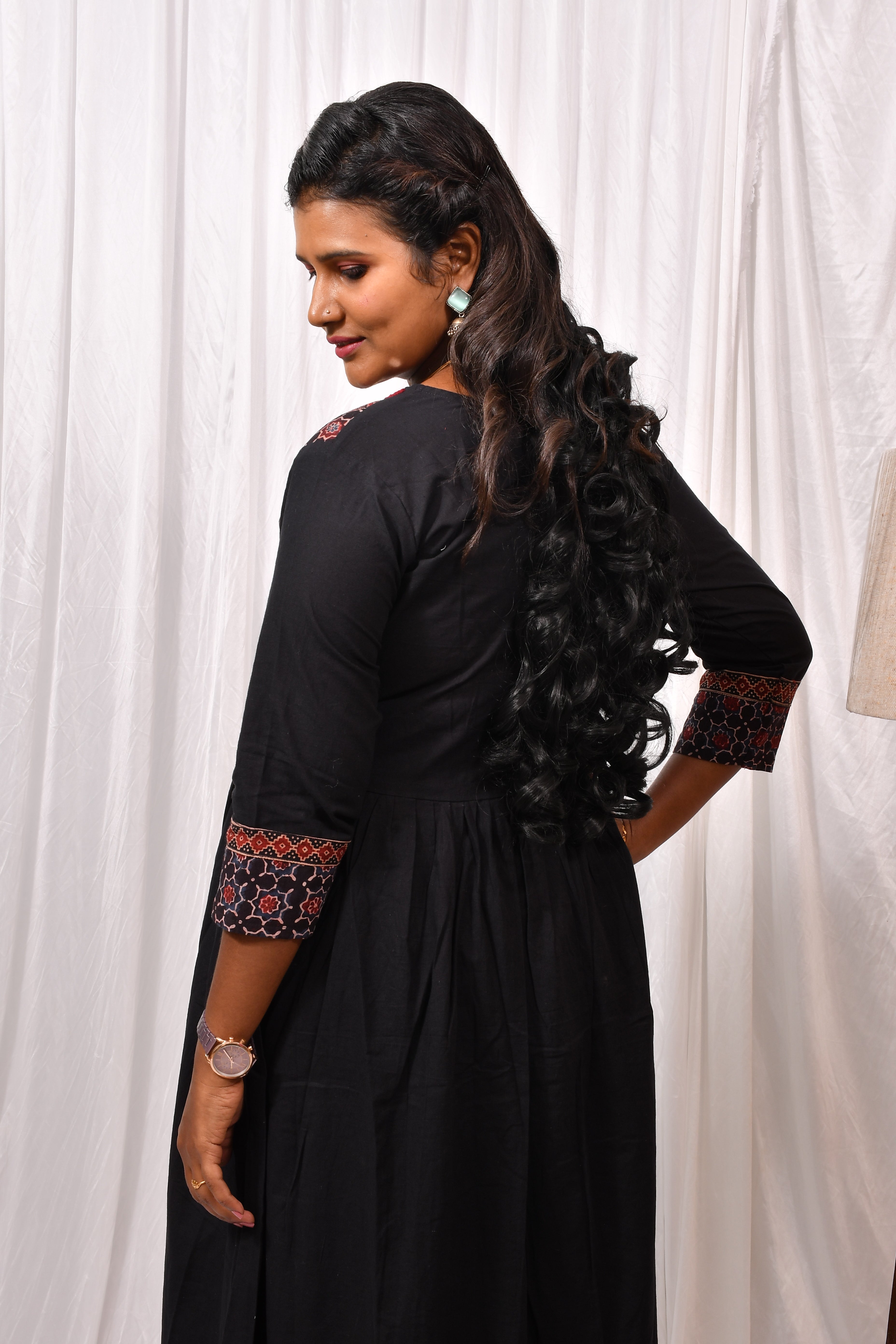 Cotton Kurthi in Aalia Cut with Beautiful Design and Mirror Work