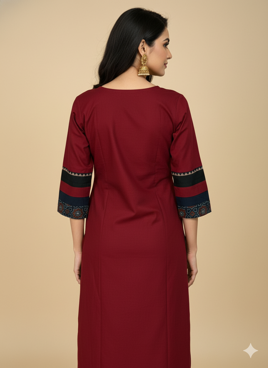 Beautiful Cotton Kurthi with Ajarak Prints in Yoke and in Sleeve Code-203